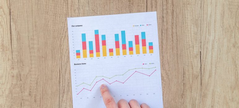 Is It Better To Invest Your Money Or To Save It In An Emergency Fund?